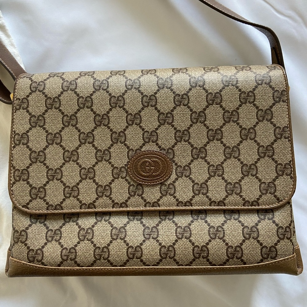 Vintage Gucci crossbody messenger bag